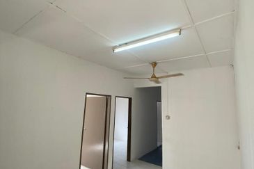 KAMPUNG PADANG LESTARI