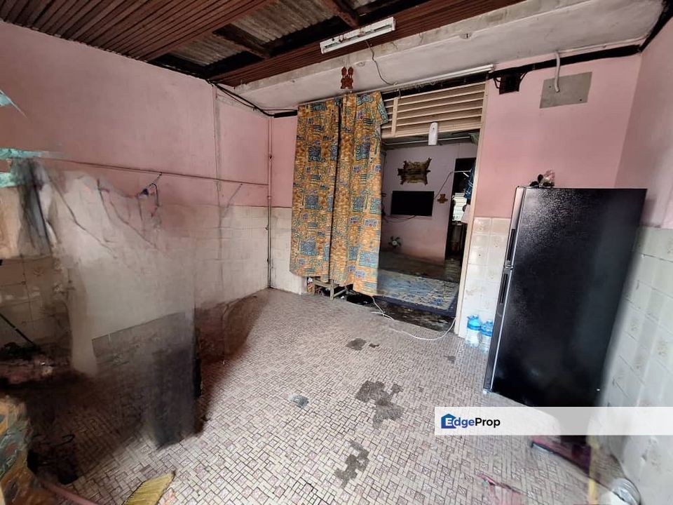 TERES - TAMAN TANAH PUTIH BARU KUANTAN UNTUK DIJUAL, Pahang, Kuantan