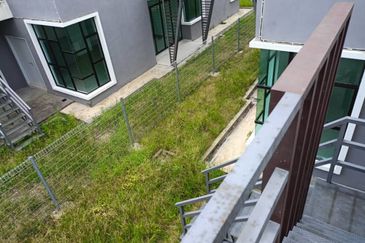 JAYA GADING FASA 2 (PT 133494)