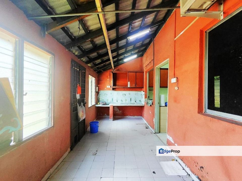 RUMAH TERES SETINGKAT TAMAN BALOK JAYA 2 KUANTAN UNTUK DIJUAL, Pahang, Kuantan