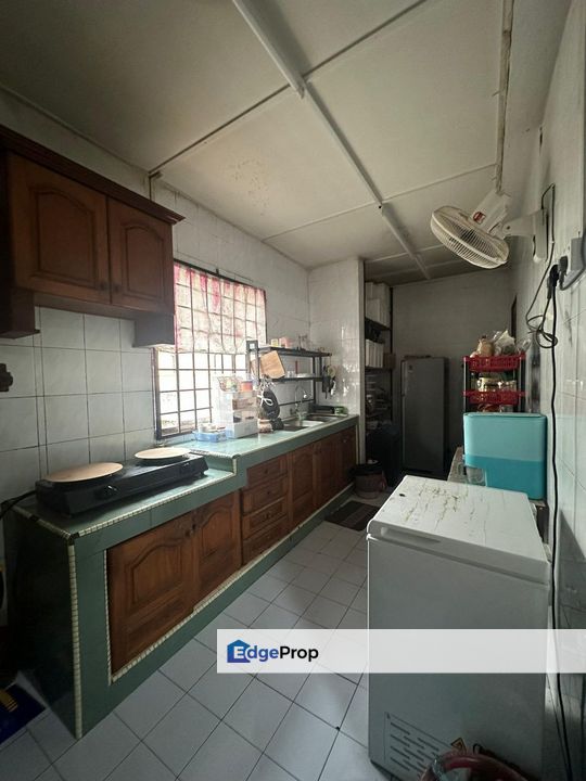 END LOT TERRACE - INDERA MAHKOTA 2 KUANTAN FOR SALE, Pahang, Kuantan