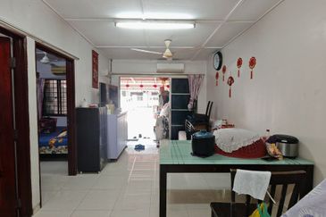 KAMPUNG PADANG LESTARI