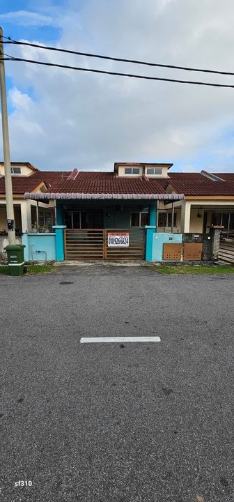 TERES SETINGKAT BANDAR SATELIT MUADZAM SHAH PAHANG, Pahang, Muadzam Shah