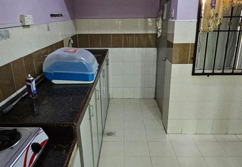 BANDAR SATELITE MUADZAM SHAH