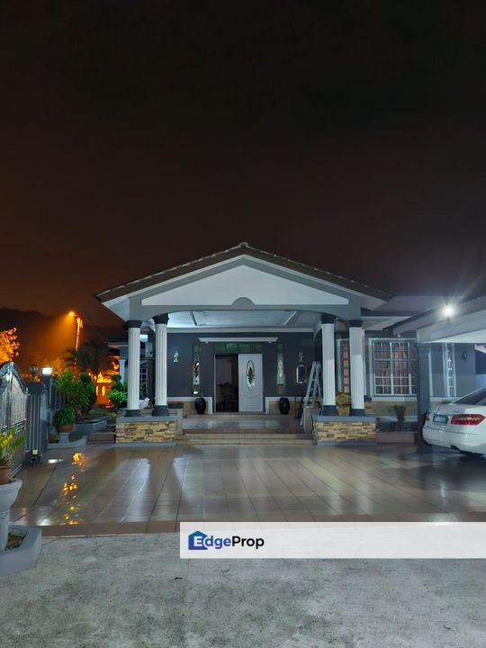 BENTONG BANGLO CORNERLOT SETINGKAT TAMAN MAWAR SARI BENTONG FOR SALE (Fully furnished) (Facing open), Pahang, Bentong