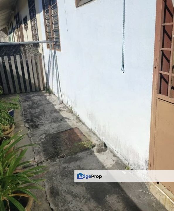 TERES TAMAN CHENDOR BARU CHERATING KUANTAN, Pahang, Kuantan