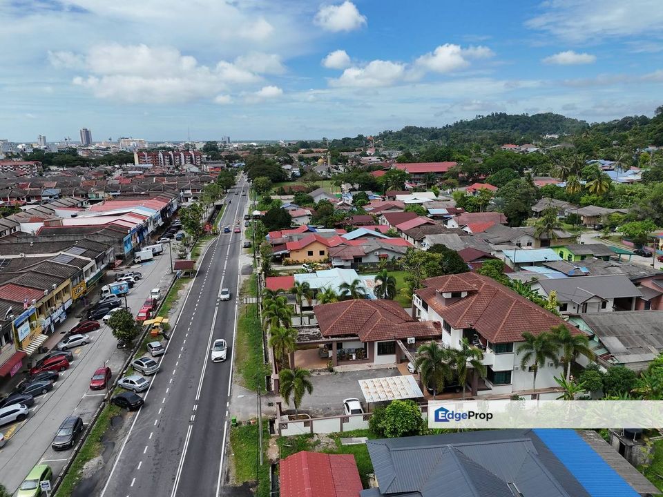 BANGLO BUKIT SEKILAU KUANTAN 5 PINTU UNTUK DIJUAL – SESUAI SEWAAN PELABURAN & KEDIAMAN, Pahang, Kuantan