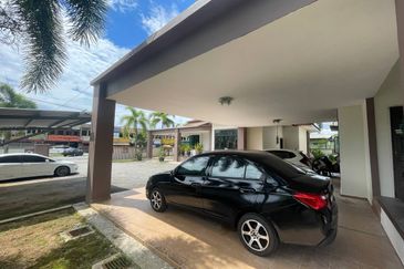 KAMPUNG BUKIT SEKILAU