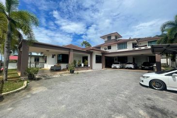 KAMPUNG BUKIT SEKILAU