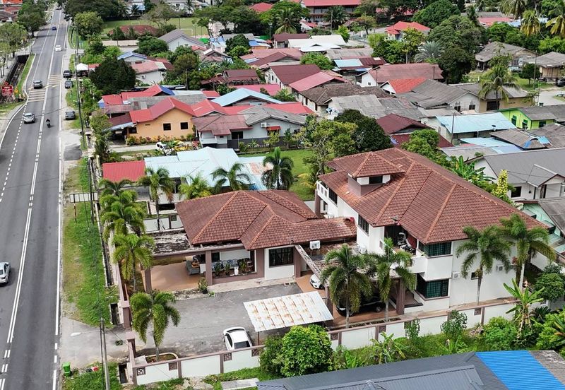 KAMPUNG BUKIT SEKILAU