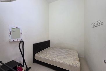 TAMAN GAMBANG DAMAI/DESA HIJAUAN