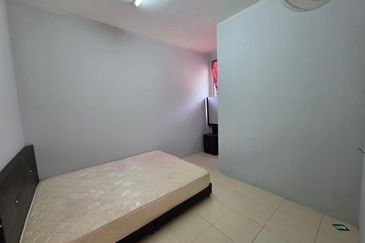 TAMAN GAMBANG DAMAI/DESA HIJAUAN