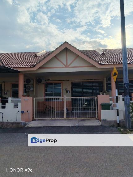 TERES SETINGKAT TAMAN PSJ SG KARANG, KUANTAN, Pahang, Kuantan