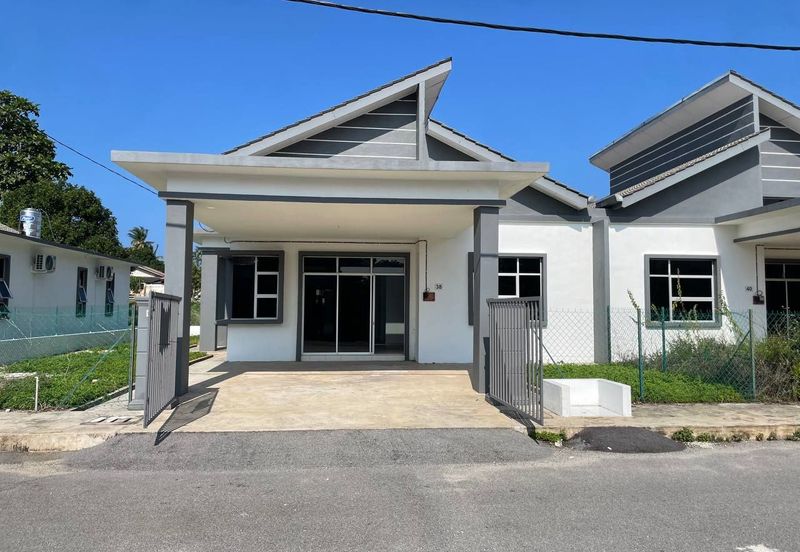 TAMAN BESERAH PANTAI