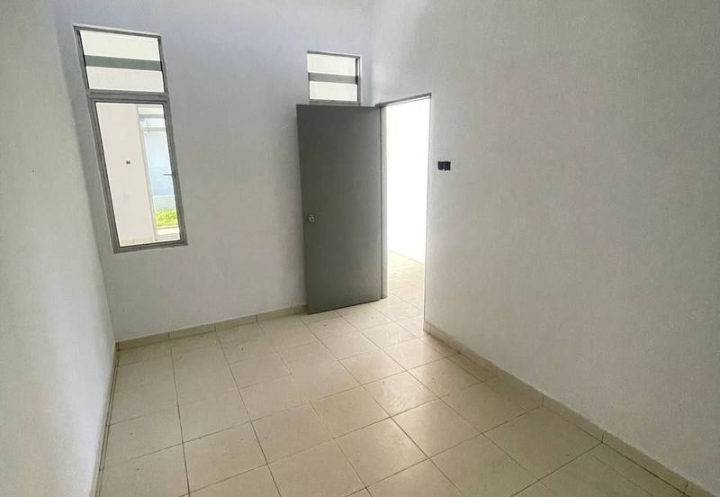 TAMAN BESERAH PANTAI