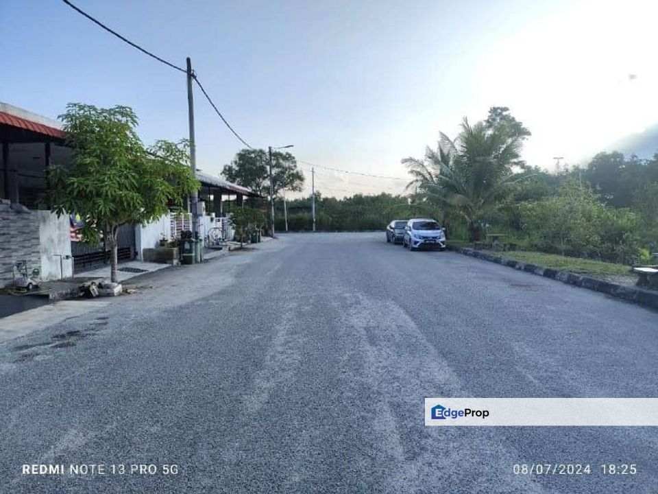 Taman Pandan Makmur (Tepi By-Pass), Kuantan Teres Setingkat untuk DIJUAL , Pahang, Kuantan