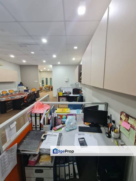 SHOPLOT 2 TINGKAT TAMAN BUKIT SETONGKOL MAJU FOR SALE, Pahang, Kuantan