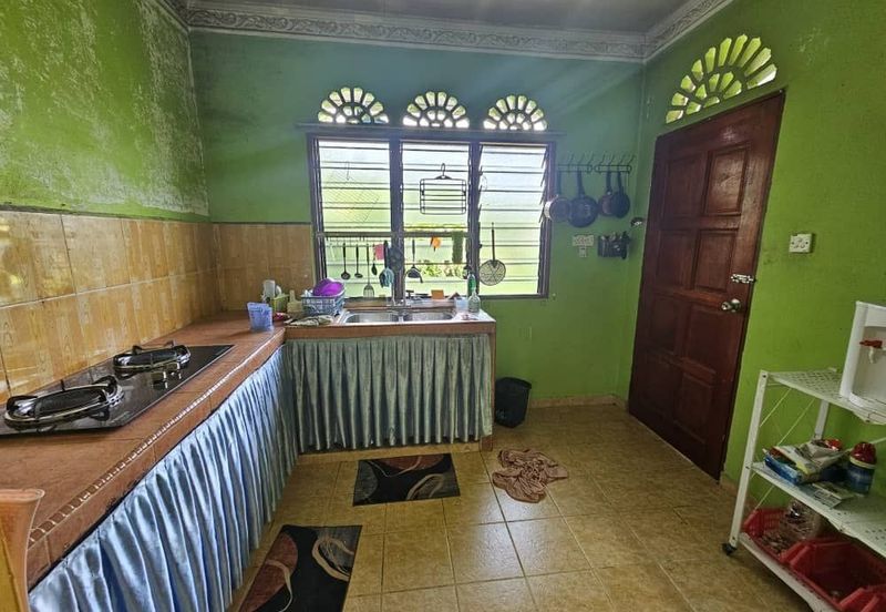 BANDAR SATELITE MUADZAM SHAH