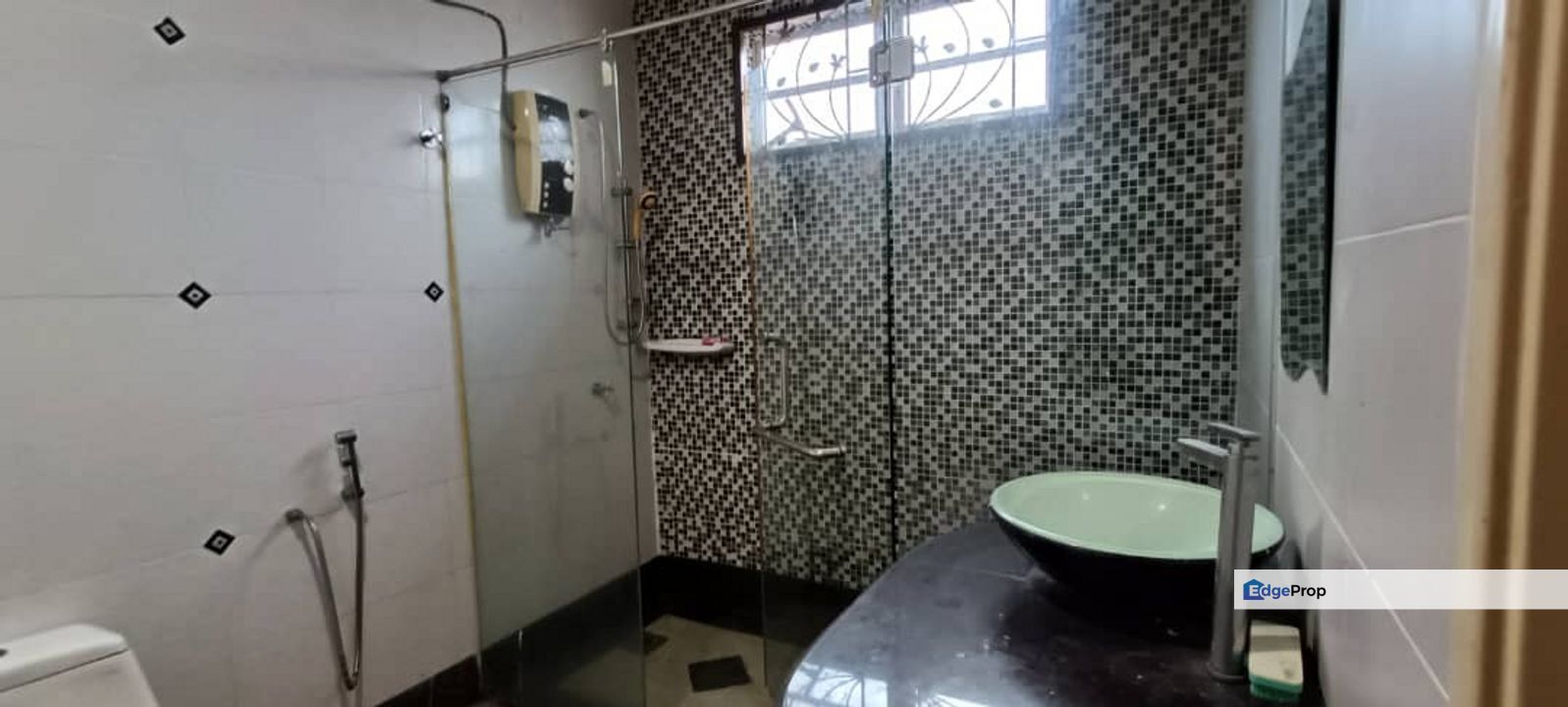 DOUBLE STOREY INDERA MAHKOTA 2 FULLY FURNISHED & RENOVATED , Pahang, Kuantan