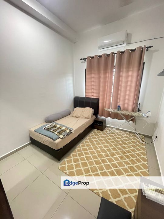 TERRACE DOUBLE STOREY 4R 3BR @ AMAN PLUS, PINGGIRAN PUTRA 3 PAK MAHAT, KUANTAN (fully Furnished), Pahang, Kuantan