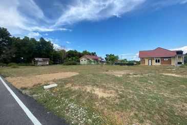 PECAHAN LOT 1344 BERUAS