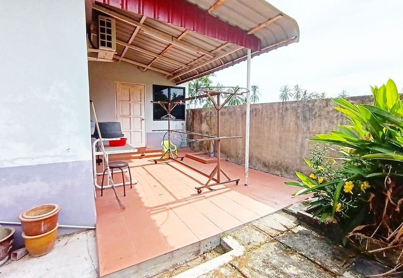 Kampung Binjai, Kedai Mulong