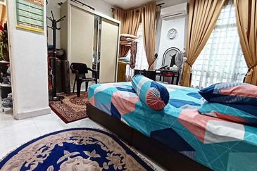 Kampung Binjai, Kedai Mulong