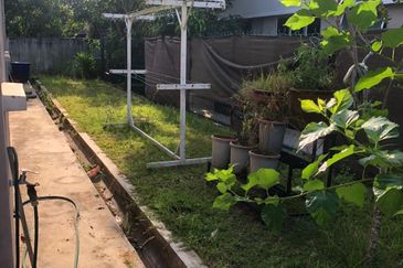 SUNGAI KARANG DARAT I