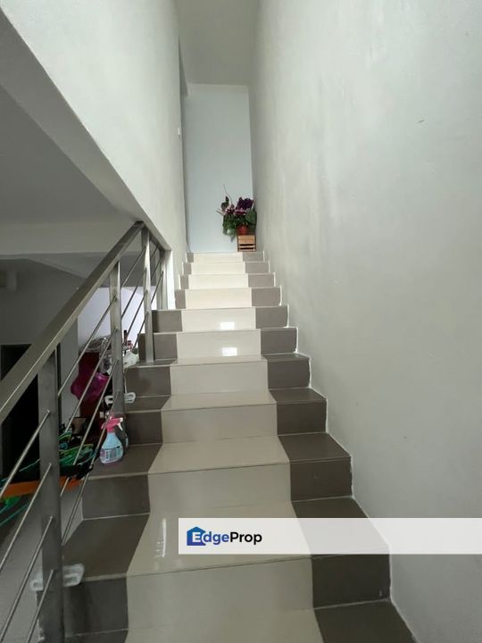 TERES 2 TINGKAT DI BANDAR KUANTAN PUTRI, KUANTAN, Pahang, Kuantan