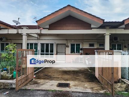 Teres Setingkat D'Marina, Kuantan, Pahang, Kuantan