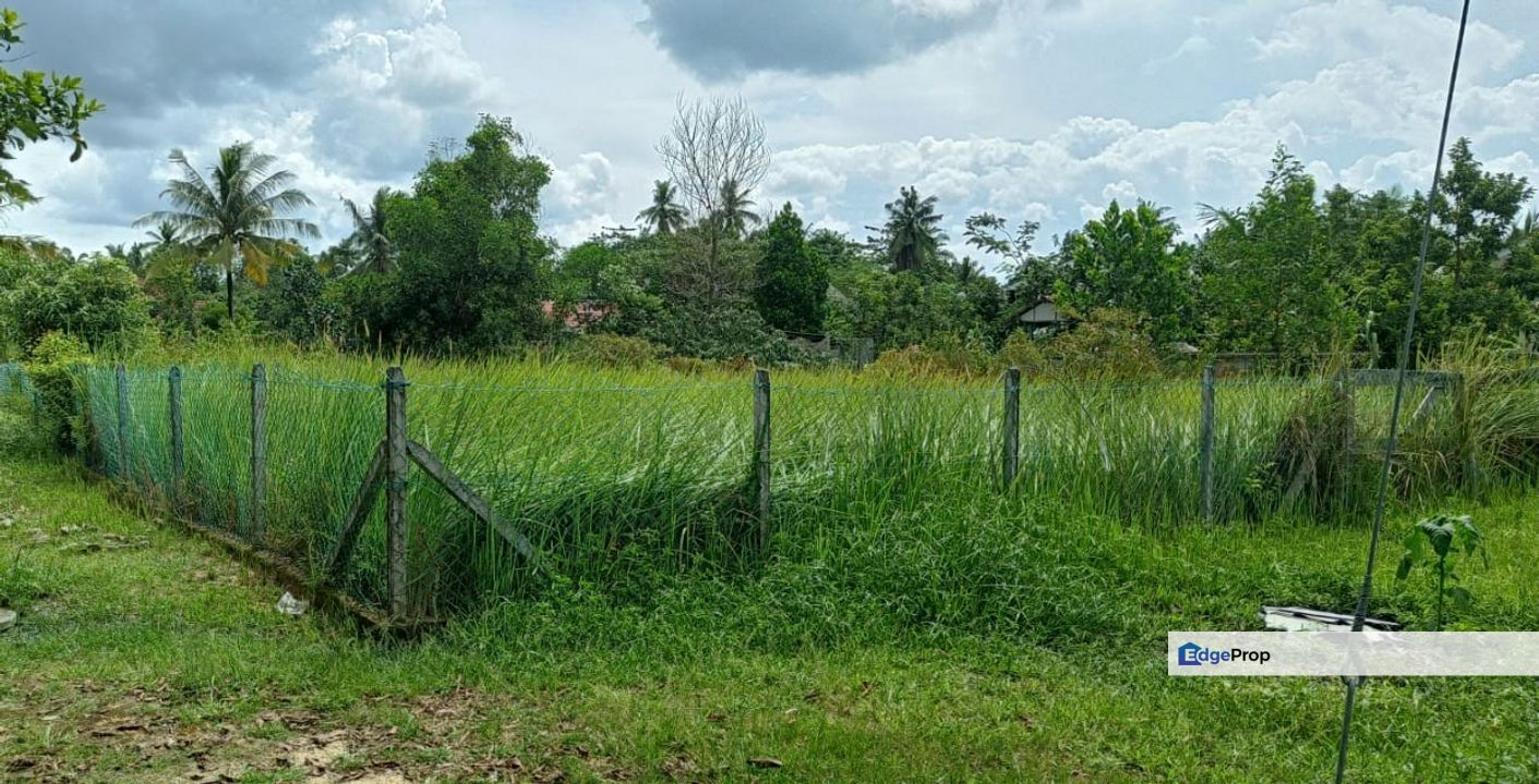 TANAH LOT BANGLO BERDEKATAN PANDAN AIRPORT KUANTAN, Pahang, Kuantan