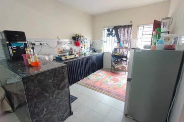 BANDAR SATELITE MUADZAM SHAH