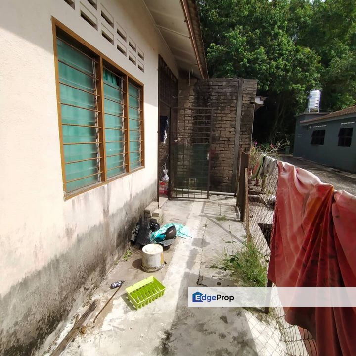 Teres Setingkat Taman Idaman Jaya 3 Kampung Sungai Puteri Rompin Pahang, Pahang, Kuala Rompin