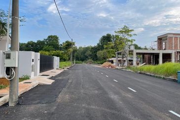 TAMAN MH TANJUNG LUMPUR FASA 4(LOT 126514)