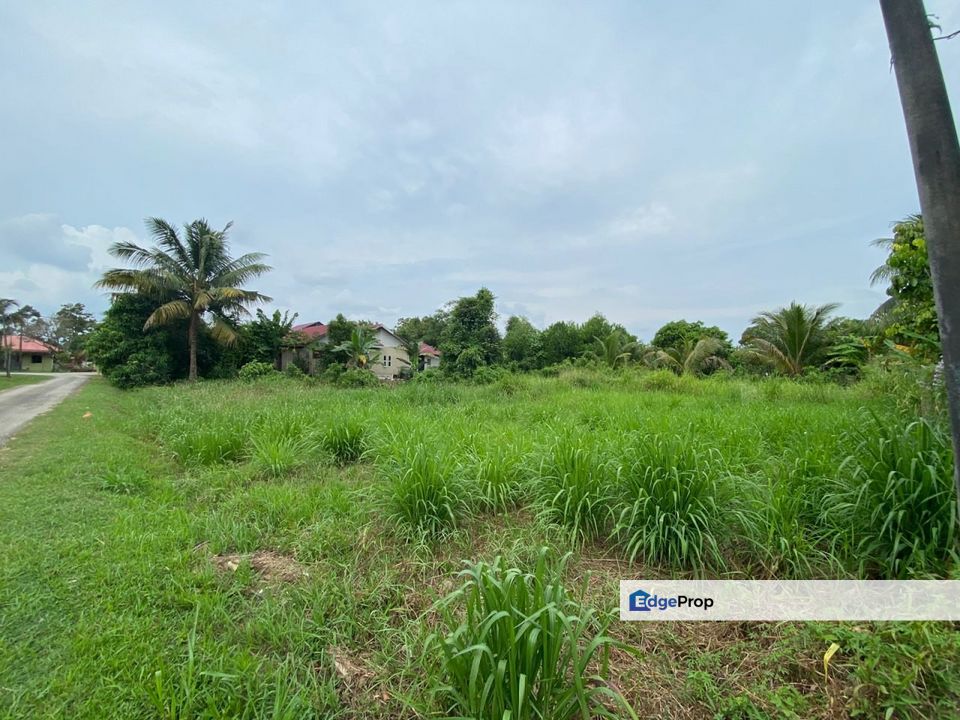 TANAH LOT - KG. PADANG GARUDA, BATU 8 KUANTAN, Pahang, Kuantan