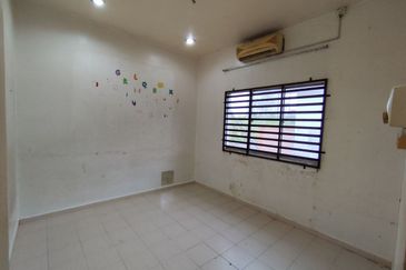 THE RADIANCE @ INDERA MAHKOTA 3