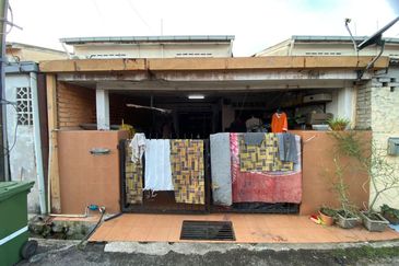 Taman Cenderawasih Indah