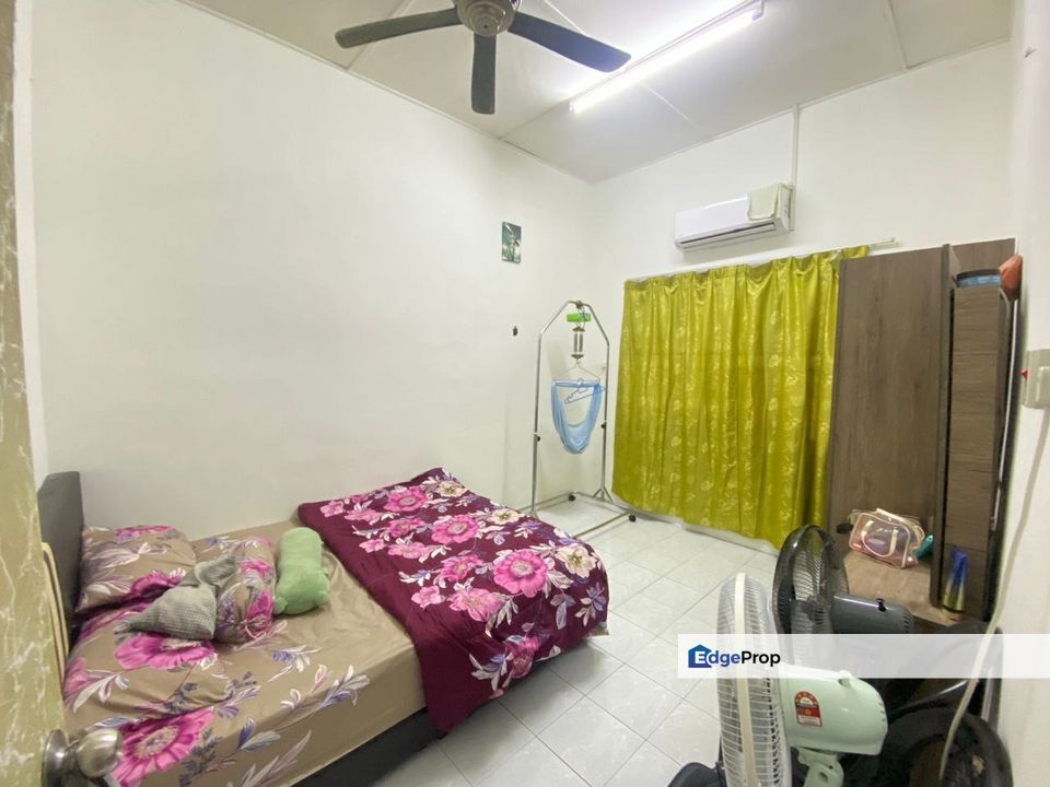 Terrace House Kampung Padang Jaya, Kuantan, Pahang, Kuantan