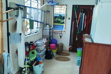 SEMI-D SETINGKAT - KG. GONG KUIN, KUALA NERUS, TERENGGANU