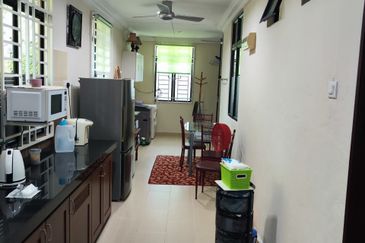 SEMI-D SETINGKAT - KG. GONG KUIN, KUALA NERUS, TERENGGANU