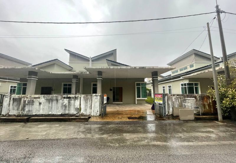 Kampung Sungai Deraka