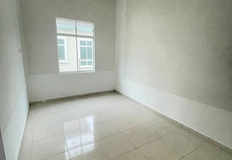 Kampung Sungai Deraka