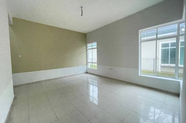 Kampung Sungai Deraka