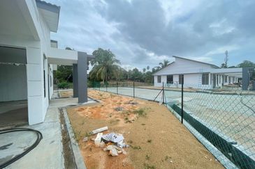 SUNGAI KARANG DARAT I