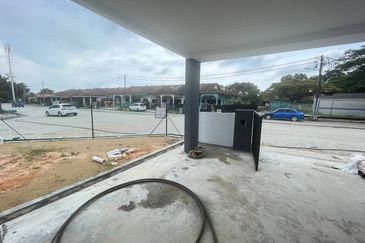 SUNGAI KARANG DARAT I