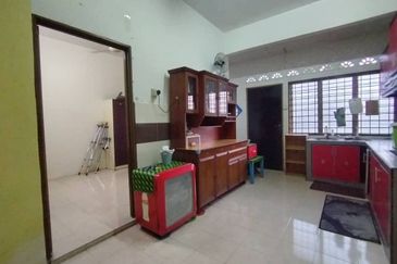 TAMAN ALOR ARA MAWAR