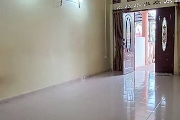 SUNGAI KARANG DARAT I