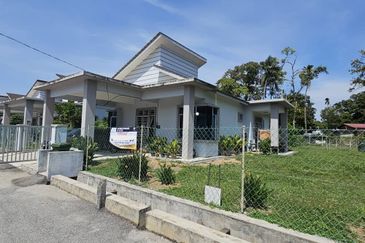 TAMAN PULAU JAWA INDAH