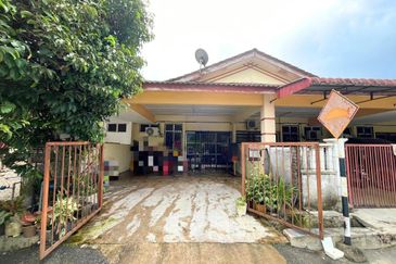 KAMPUNG PADANG DAMAI