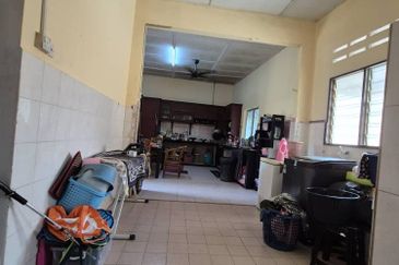 Taman Pelindung Maju 1